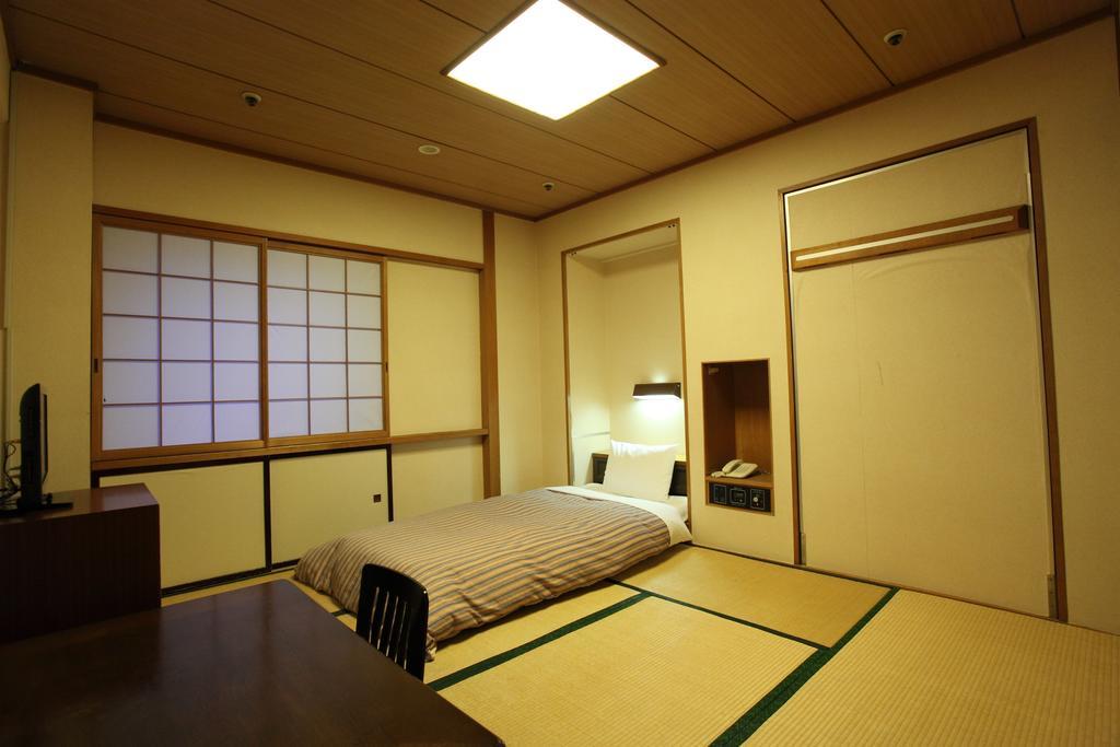 Hirosaki Park Hotel Aomori Exterior photo